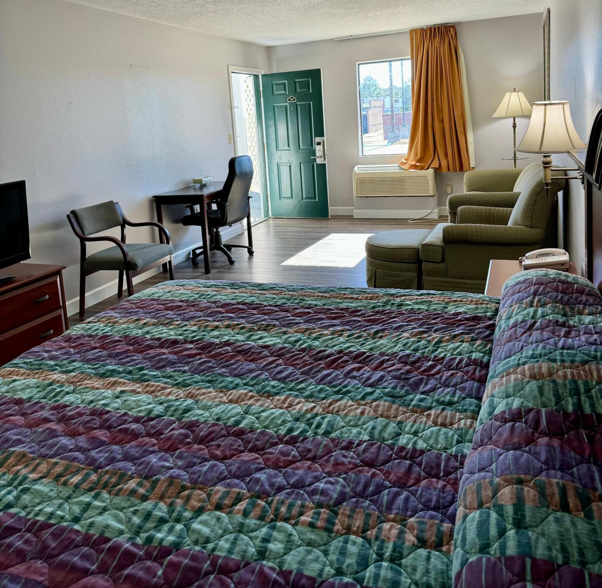 Sylvester Inn Kültér fotó